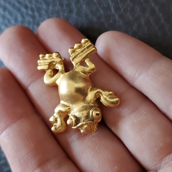 Alva Studios frog brooch - Picture 2 of 7